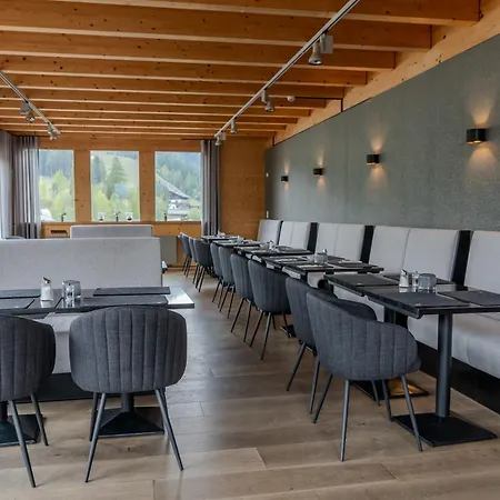 Hotel Wetterstein 4*